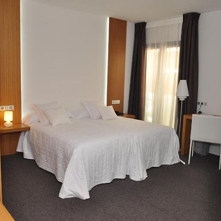 Toral Hotel Леон Стая снимка